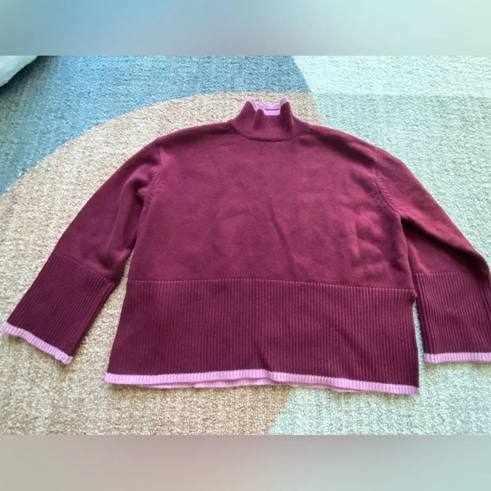 Tuckernuck Maroon Larsen Sweater Maroon Pink Medium Burgundy Bell Flowy - Picture 5 of 11